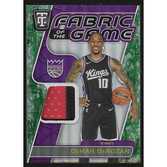 2024-25 Totally Certified DEMAR DEROZAN #FOG-DDE FABRIC OF THE GAME CAMO /25